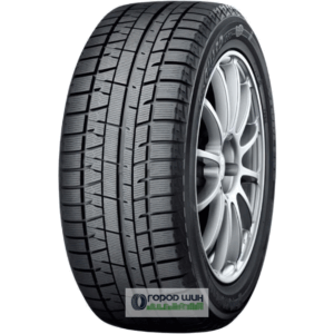 Yokohama iceGuard Studless iG50 + 215/55 R17 94Q